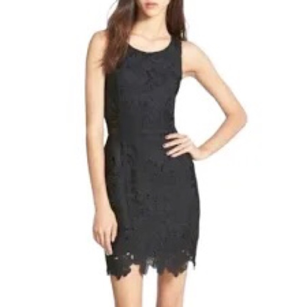 AS U WISH: BLACK LACE SLEEVLESS DRESS SIZE M